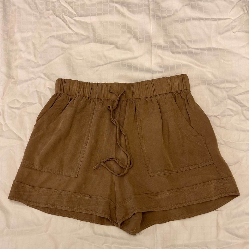Glam Shorts